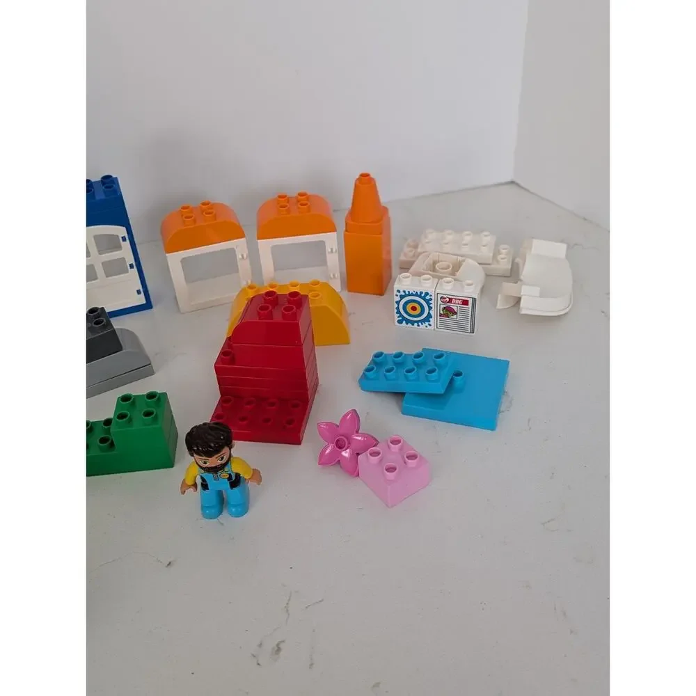 Lego Duplo Blocks In Box~ 54 Miscellaneous Pieces Including Figurine~Building